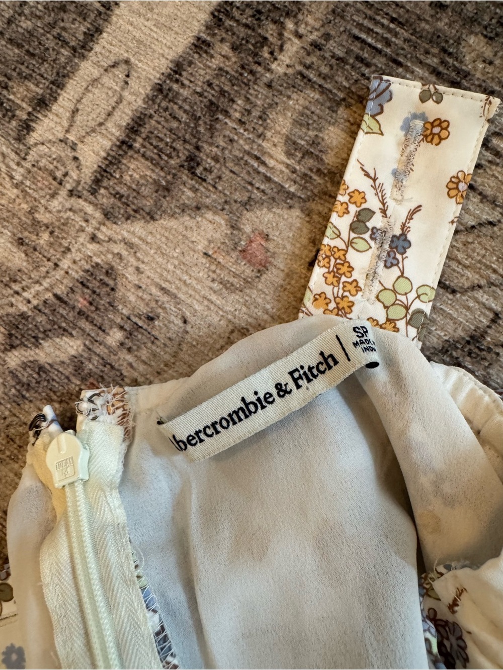 Abercrombie & Fitch Floral Tie Front Midi Dress | Cottagecore, Size SP - Picture 9 of 11